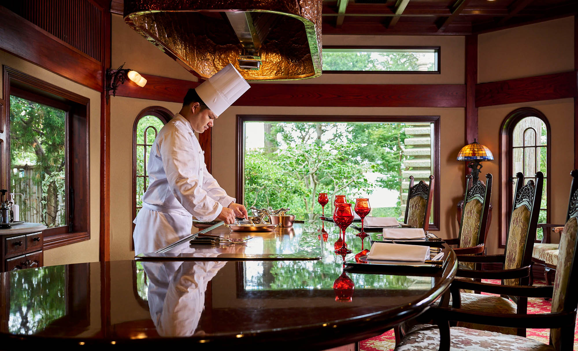 鉄板料理「横浜うかい亭」様を撮影させていただきました！ – スタジオ玄 